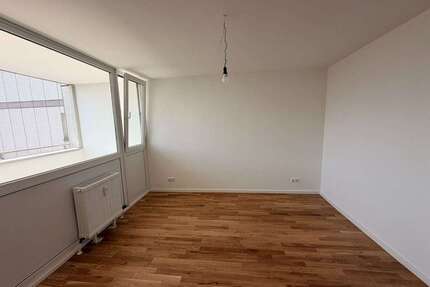 Wohnung zum Mieten in München 836,97 € 48.86 m²