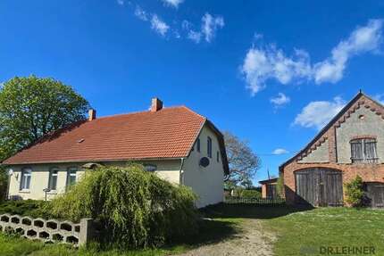 Haus zum Kaufen in Varchentin Klein Plasten 149.000,00 € 130 m² - Varchentin / Klein Plasten