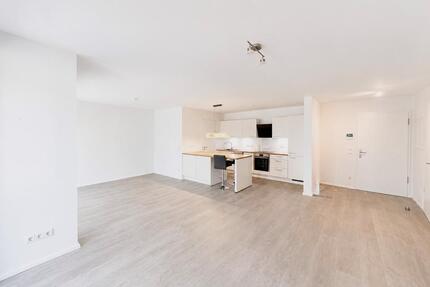 Hochwertige 2-Zimmer-Wohnung mit großem Balkon und TG-Stellplatz in Bonn-Holzlar