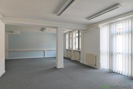 (12994_03) MGN: provisionsfrei! moderne Büroeinheit mit 2x WC, separate Küche mit EBK, Aufzug und Parkplatz - Meiningen