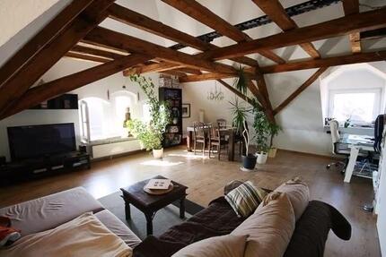 Charmante Dachgeschosswohnung in Essenheim - Ober-Olm