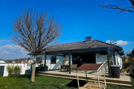 Stilvoller Bungalow mit Garten und Fernblick (Provisionsfrei) - Sinsheim