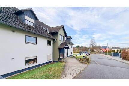 3-Zimmer-Wohnung [grüne, ruhige Lage, Stellplatz, Abstellraum] - Gersdorf