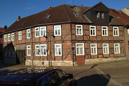 Haus zum Kaufen in Helmstedt 440.000,00 € 383 m²