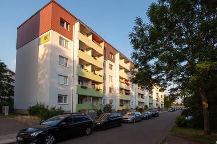 Blick in den Süden - 3 Zimmer-Wohnung in Halle - Halle (Saale) Damaschkestraße
