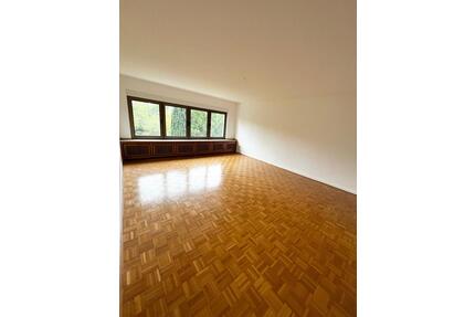 Attraktive, 80 m² , 2,5-Zimmer-Wohnung in Essen-Haarzopf