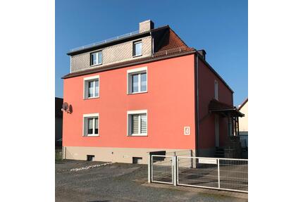 Mehrfamilienhaus, 3 Wohneinheiten, 2 Garagen - Nordhausen
