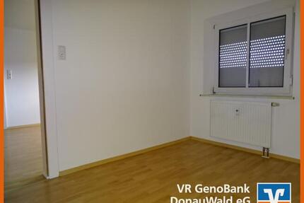 Ideal - zentral! Bis zum 30.04.26 top renovierte 2-Zi.-Altbauwohnung zu vermieten in Zwiesel