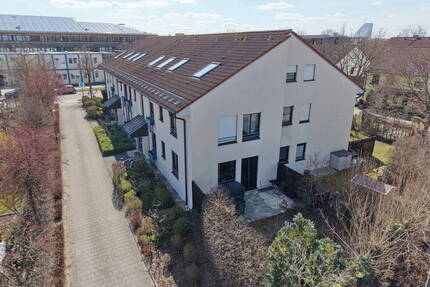 Poing: Charmante 2-Zimmer-Gartenwohnung mit Terrasse vermietetprovisionsfrei