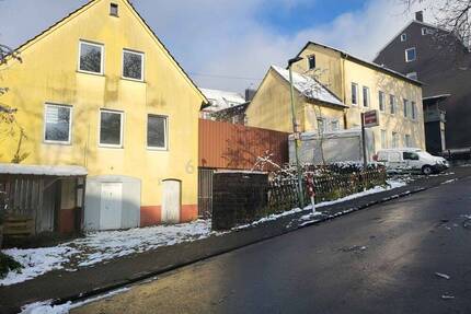 ZWANGSVERSTEIGERUNG: Gebäudekomplex, Produktionsgebäude u. 2 Gebäude mit Mischnutzung - Lüdenscheid