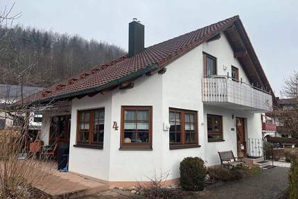 Familienfreundliches Haus mit Balkon und großer Terrasse in Geisingen