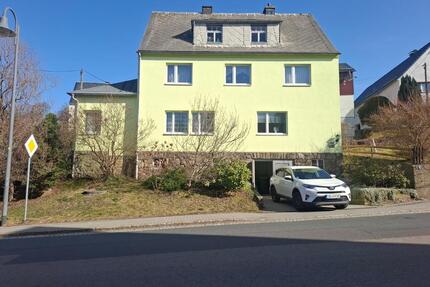 Grundstück mit Wohnhaus - 189.000,00&nbsp;EUR Kaufpreis, ca.&nbsp; 130,00&nbsp;m&sup2; in Glashütte (PLZ: 01768)