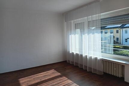 3 Zi. Wohnung mit Balkon, 53117 Bonn, von privat
