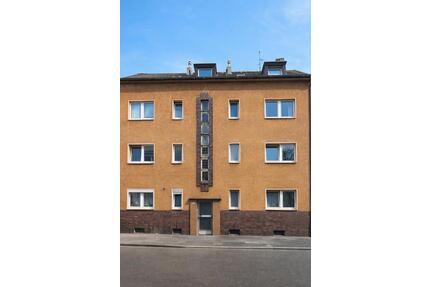 Dachgeschosswohnung – 2 Zimmer, ca. 40 m² – sehr ruhige Lage - Duisburg Beeck