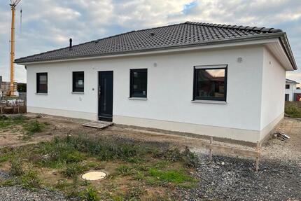 Haus Bungalow 110qm - 350.000,00&nbsp;EUR Kaufpreis, ca.&nbsp; 110,00&nbsp;m&sup2; in Rehburg-Loccum (PLZ: 31547)