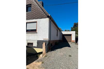 Einfamilienhaus - 215.000,00&nbsp;EUR Kaufpreis, ca.&nbsp; 95,00&nbsp;m&sup2; in Bexbach (PLZ: 66450)
