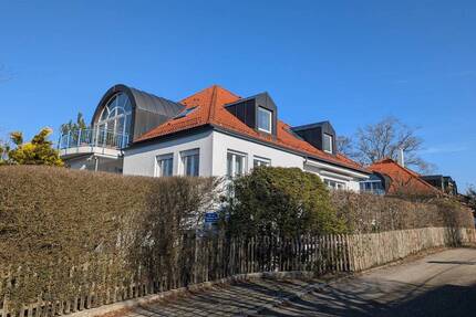 Stilvolle Dachgeschosswohnung mit besonderem Charme - Feldafing
