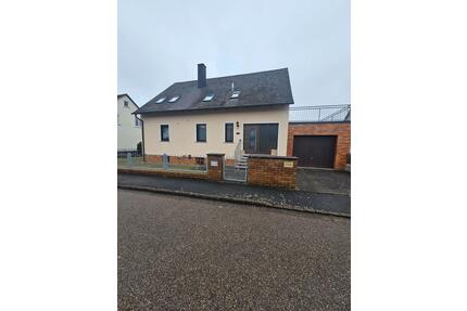 Einfamilienhaus mit 6 Zimmern in Abenberg