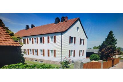 Doppelhaushälfte in der Rhön - 265.000,00&nbsp;EUR Kaufpreis, ca.&nbsp; 176,00&nbsp;m&sup2; in Tann (Rhön) (PLZ: 36142)