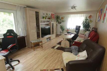 Wohnhaus auf großem Grundstück in Halle (Saale) - Eine Oase mit vielfältigen Möglichkeiten!