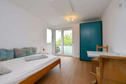 Wohnung zum Mieten in Stuttgart 850,00 € 19 m²