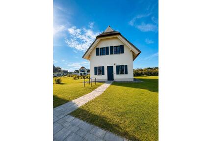 Exklusive Ferienresidenz mit Sauna, Kamin und E-Ladestation - Dranske