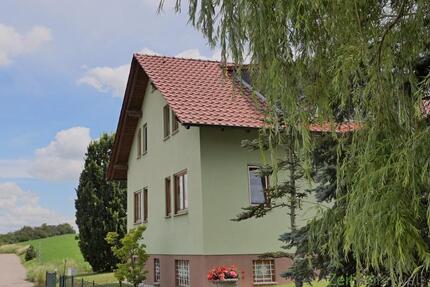 (EF0035_M) Erfurt: Tiefthal, möblierte 1,5-Zimmer-Wohnung mit Balkon für Wochenendheimfahrer in ruhiger Vorortlage