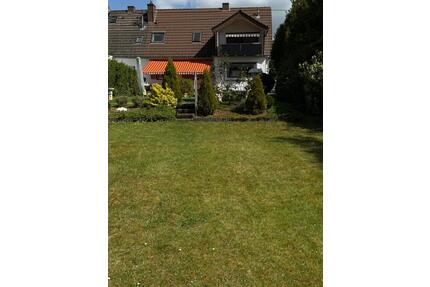 Charmante, provisonsfreie DHH mit Potenzial, ELW und Garten - Koblenz Karthause