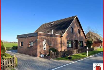 Haus zum Kaufen in Stadland 195.000,00 € 129.78 m²