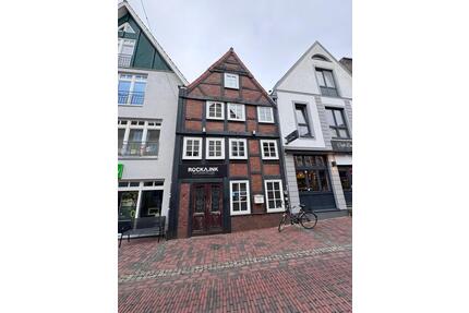 Historisches Geschäftshaus in der Innenstadt von Buxtehude