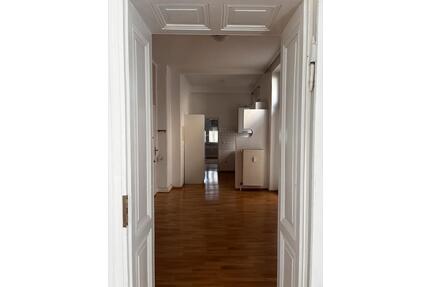 2 Zimmer Wohnung mit Dachterrasse, Garage, Einbauküche - Lippstadt