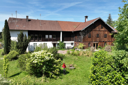 Haus zum Kaufen in Weilheim 2.400.000,00 € 300 m²