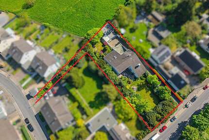 Haus zum Kaufen in Langenfeld 1.480.000,00 € 255 m²