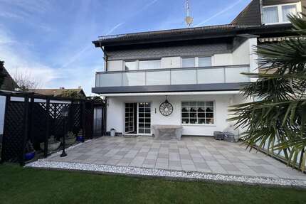 Haus zum Kaufen in Burscheid 539.000,00 € 175 m²