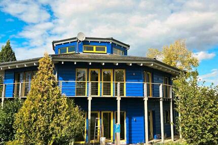 !!! Besondere Büro-Praxisräume in Achteck-Villa !!! - Eggolsheim