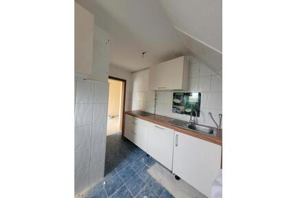 Große Wohnung mit Garten und kostenlosem Parkplatz zu vermieten - Berge