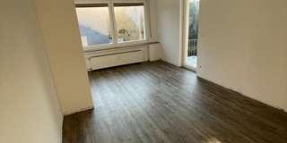 Renovierte 2,5-Raum-Wohnung mit Balkon in Dortmund-Brackel