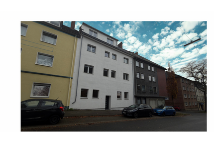 Exklusives Investment: Kernsaniertes Mehrfamilienhaus mit Balkon und Terrasse - Gelsenkirchen