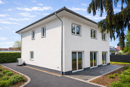 Haus zum Kaufen in Berlin 990.000,00 € 203 m²