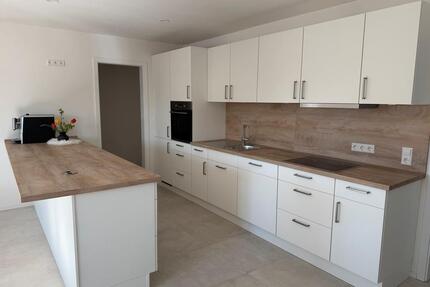 Erstbezug! Schicke 3-Zimmer-Wohnung mit großem Balkon - Fuchstal
