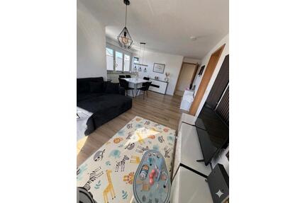 2,5-Zimmer Wohnung mit Balkon und Doppelparker Garage in Aalen