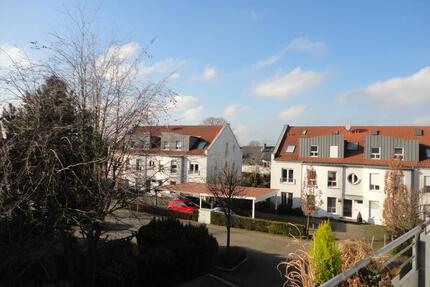 Wunderschöne DG Wohnung in Hagen Garenfeld , teilmöbliert zu verm