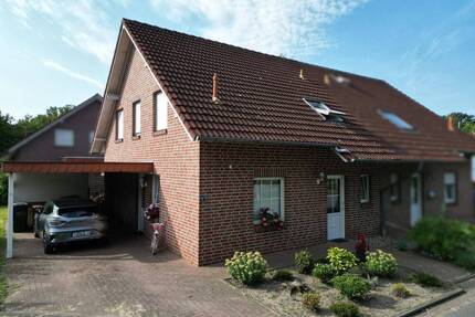 Gemütliche Doppelhaushälfte in verkehrsberuhigter Lage von Hopsten (2)