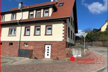 Haus zum Kaufen in Fahrenbach 249.000,00 € 121.08 m²