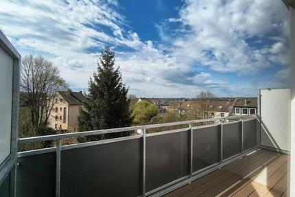 3 Zimmer im 3.OG mit großem Sonnenbalkon, kostenloser Stellplatz - Wuppertal Gemarkung Langerfeld