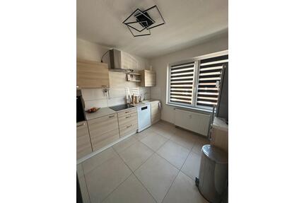 2 Zimmer Wohnung mit großem Balkon - Oberhausen Rothebusch