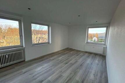 Top Lage- renovierte Wohnung mit Weitblick - Bremerhaven Mitte