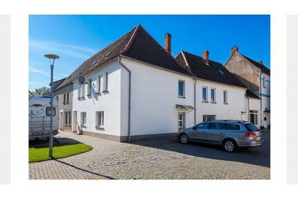 Haus zum Kaufen in Güsten 119.000,00 € 118 m²