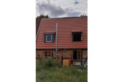 Bauernhaus Reihenhaus evtl Campingplatz mit über 5000qm Land - Lübz