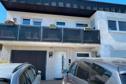 Einfamilienhaus mit Einliegerwohnung im Birkenweg in Höxter - Bovenden